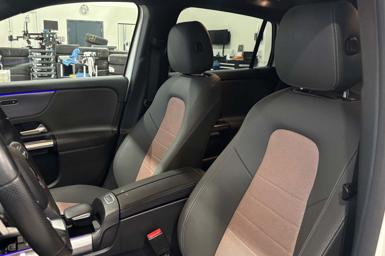 Mercedes EQA250 Electric Art