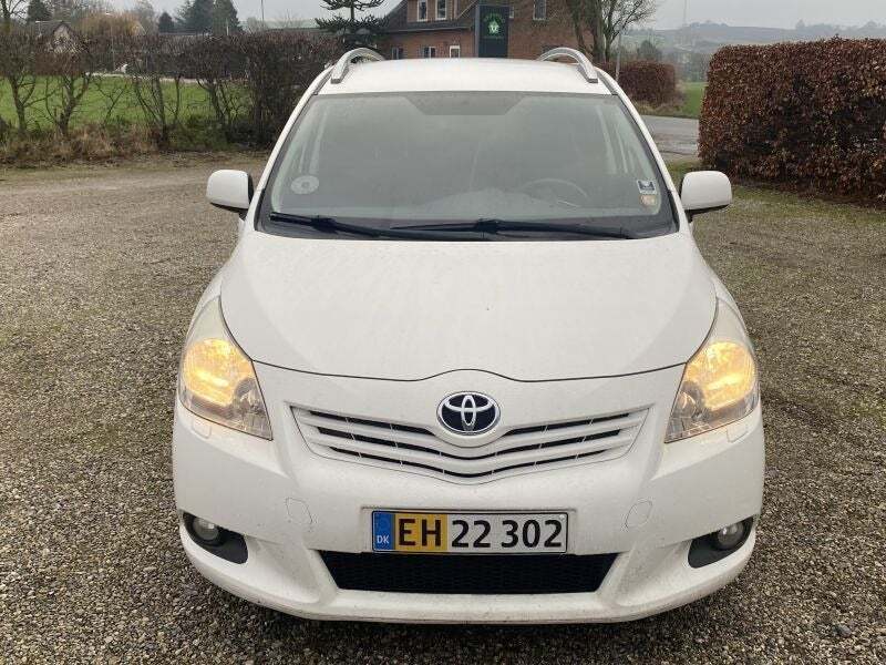 Toyota Sportsvan 2,0 D-4D T3