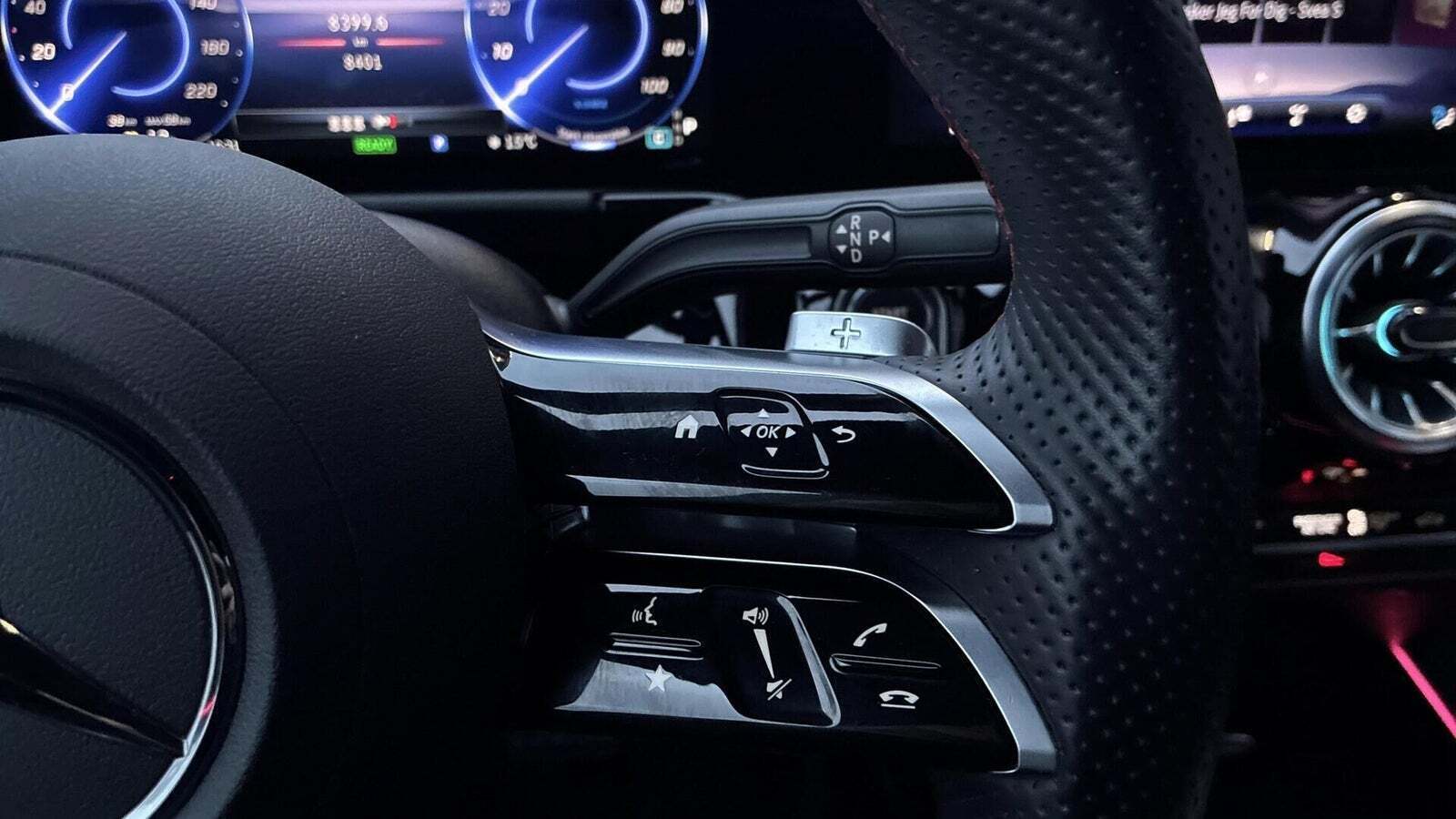 Sort Mercedes EQA250+ fra 2024