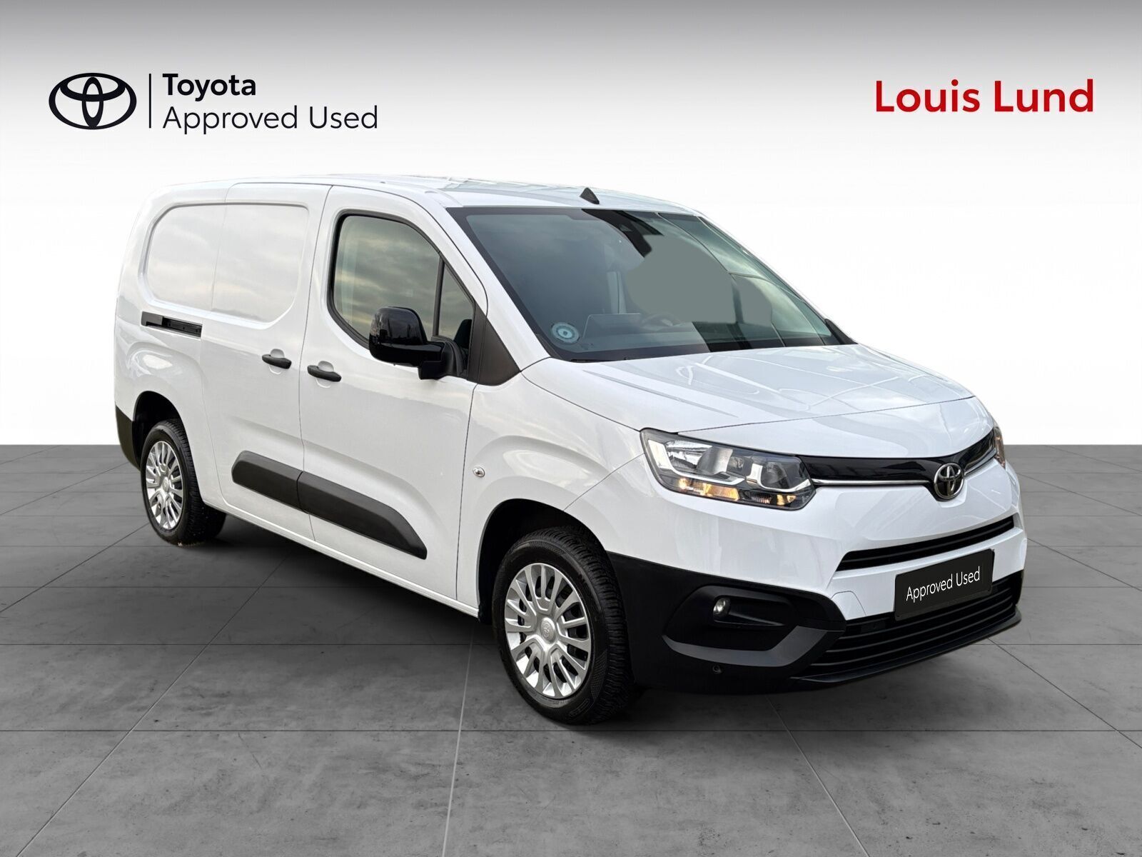 Hvid Toyota ProAce City fra 2023