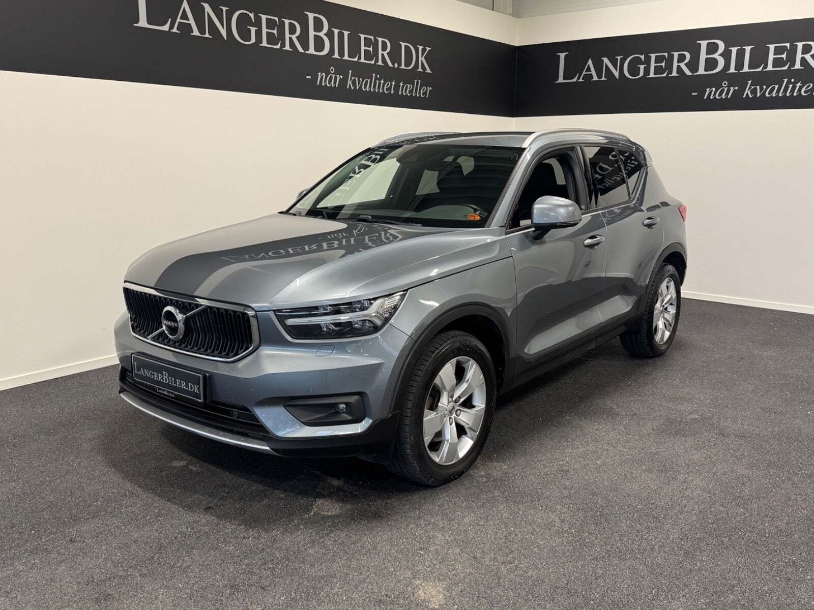 Volvo XC40 2,0 D4 190 Momentum aut. AWD