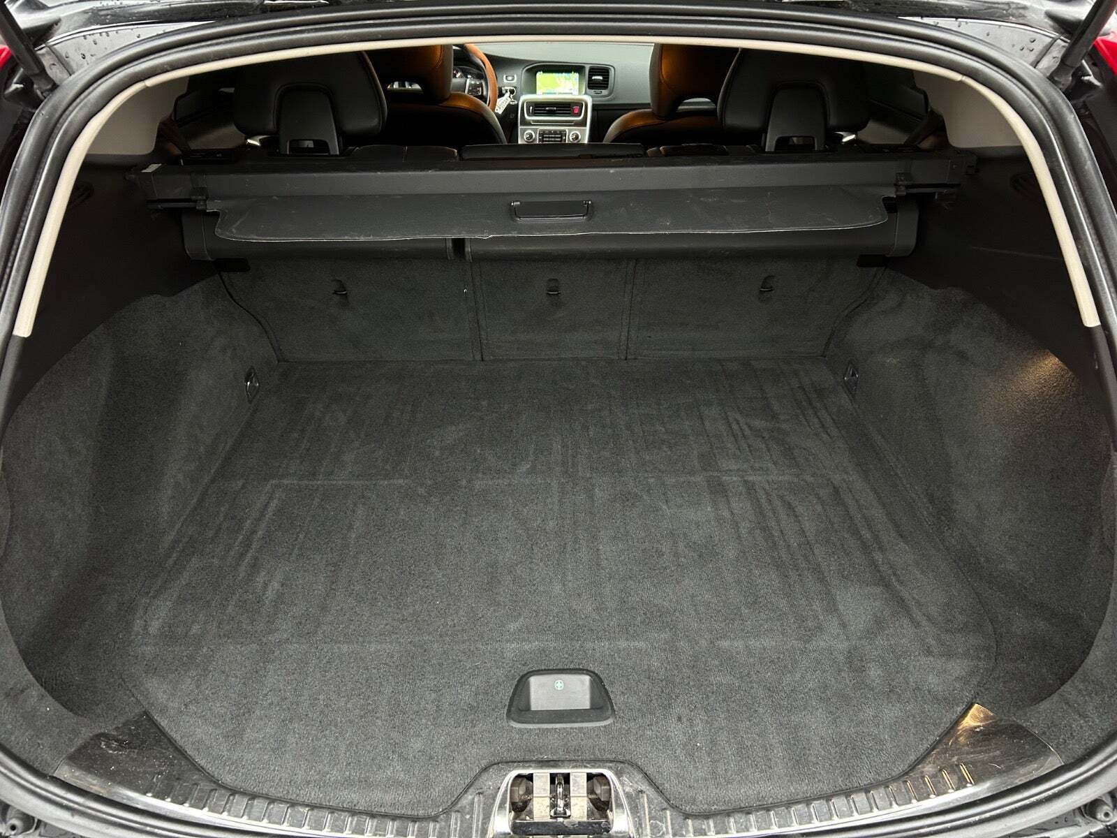 Sort Volvo V60 fra 2016