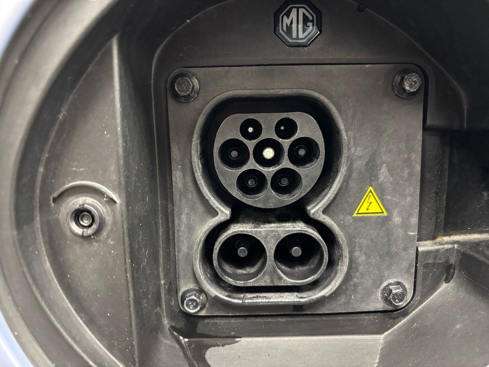 Blå MG Marvel R fra 2023