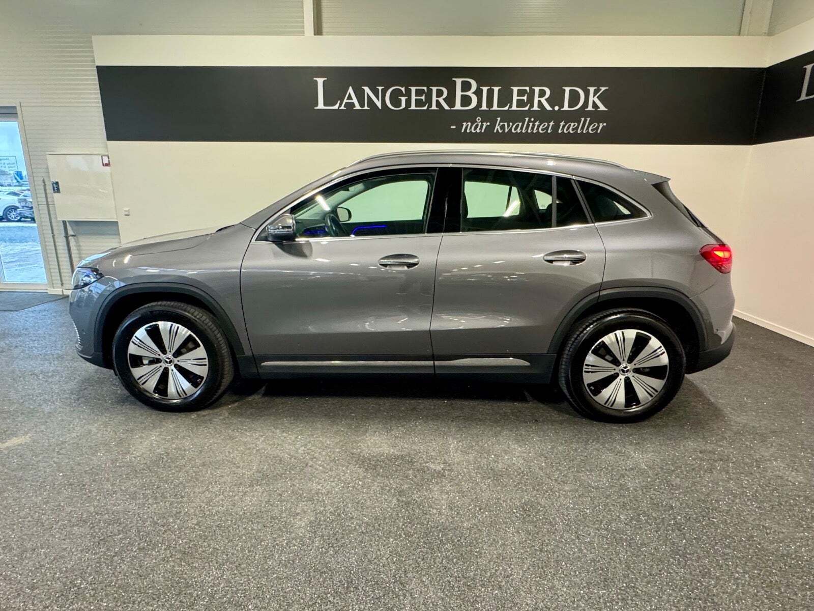 Mercedes EQA300 Progressive 4Matic