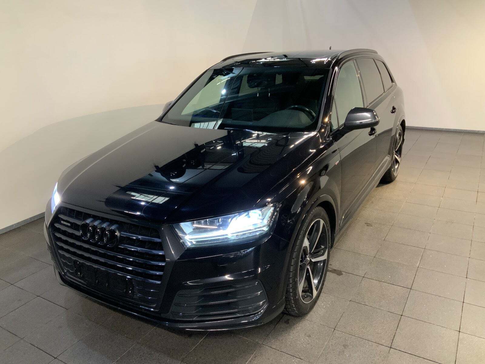 Audi Q7 3,0 TDi 272 S-line quattro Tiptr.