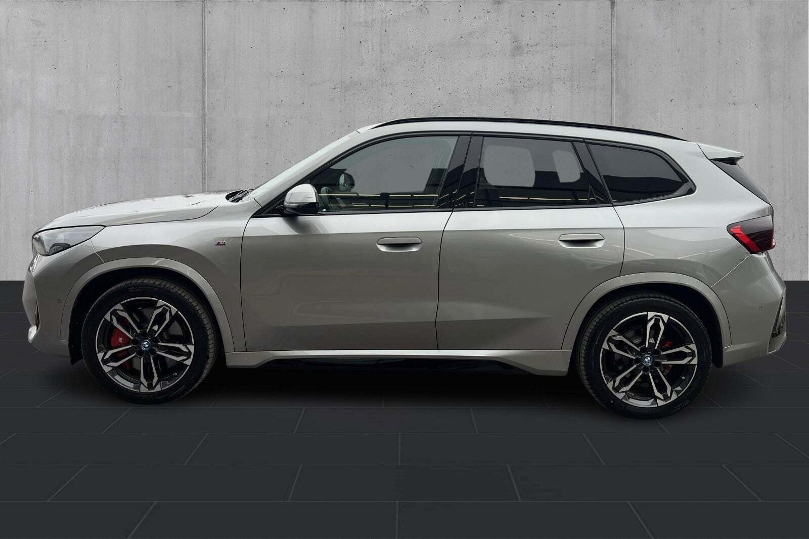 BMW iX1 eDrive20 M-Sport Pro