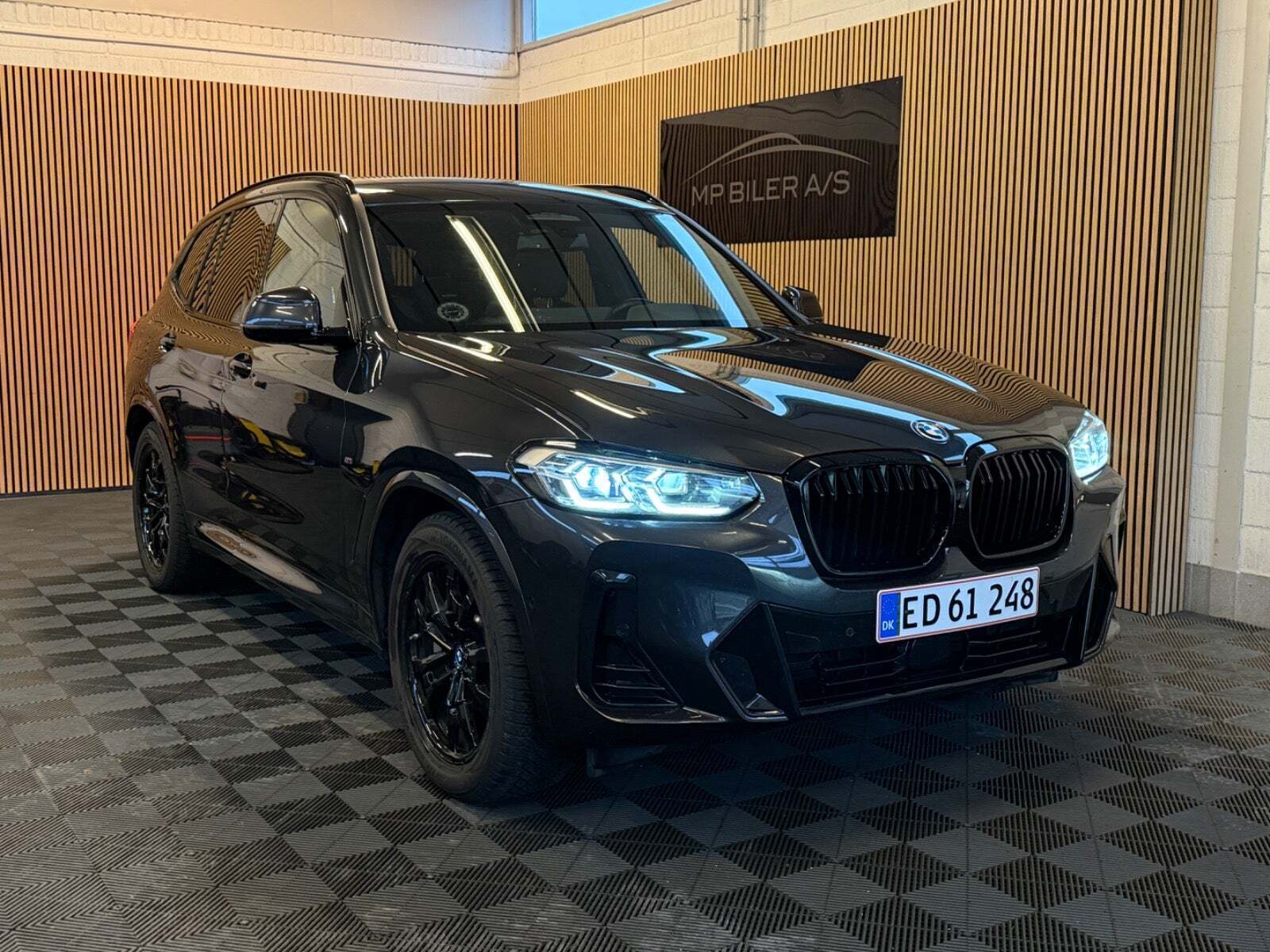 BMW iX3 Charged Plus M-Sport