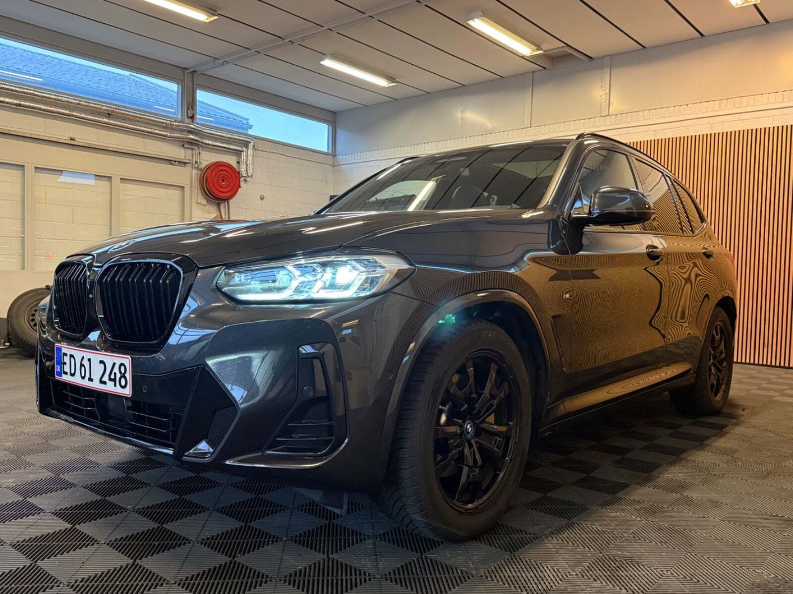 BMW iX3 Charged Plus M-Sport