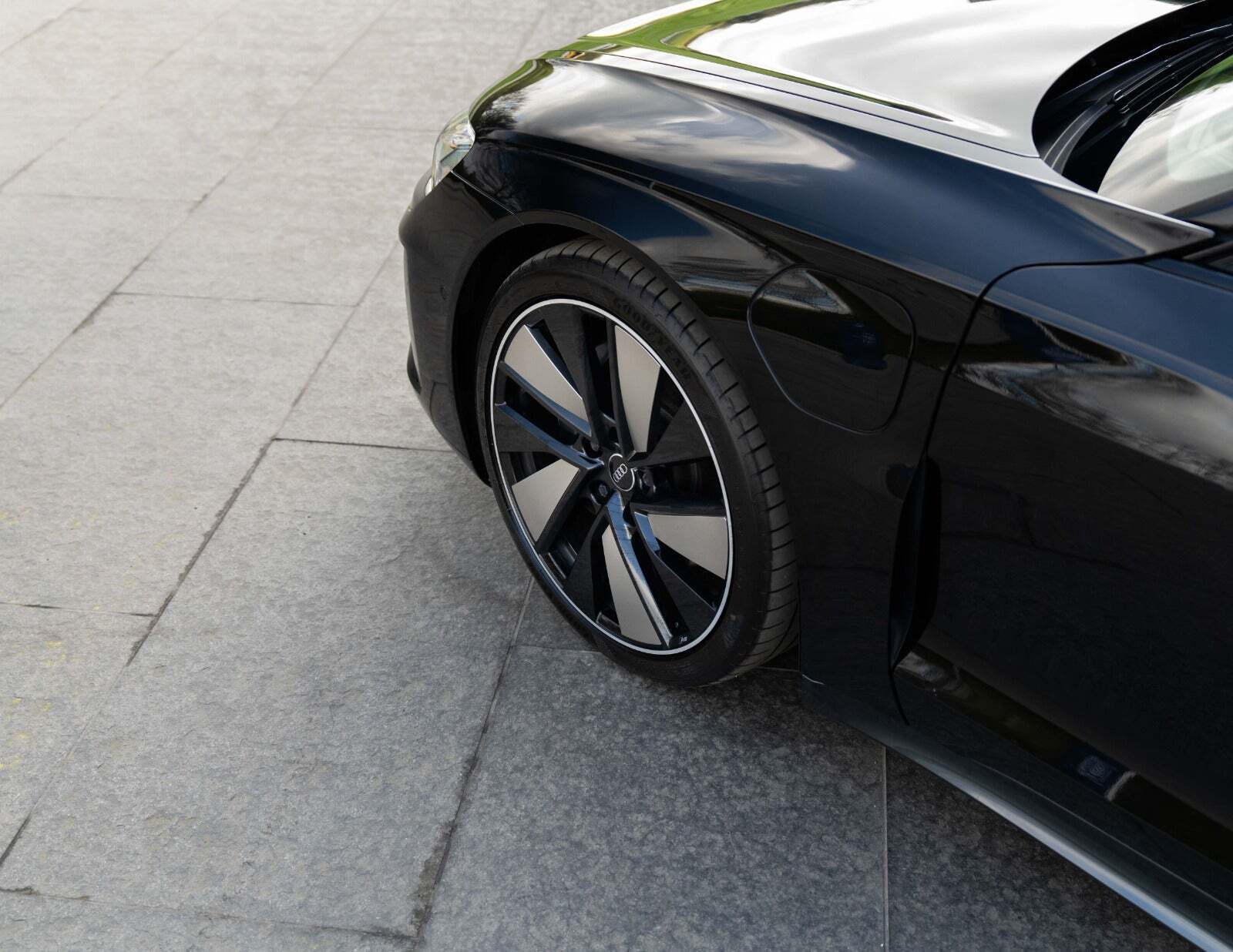 Audi e-tron GT quattro