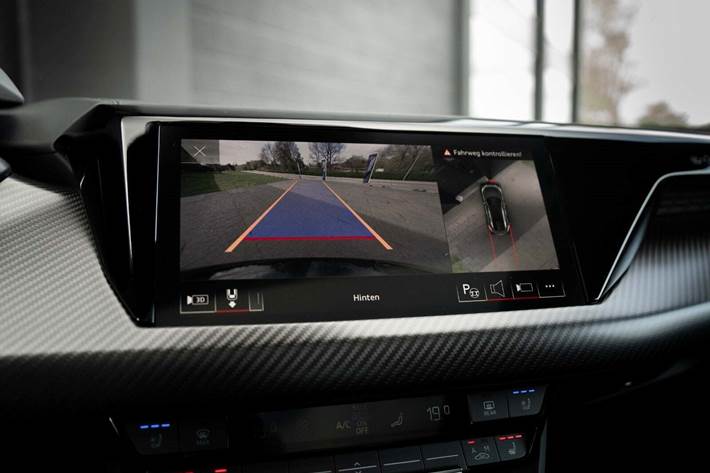 Sort Audi e-tron GT fra 2022