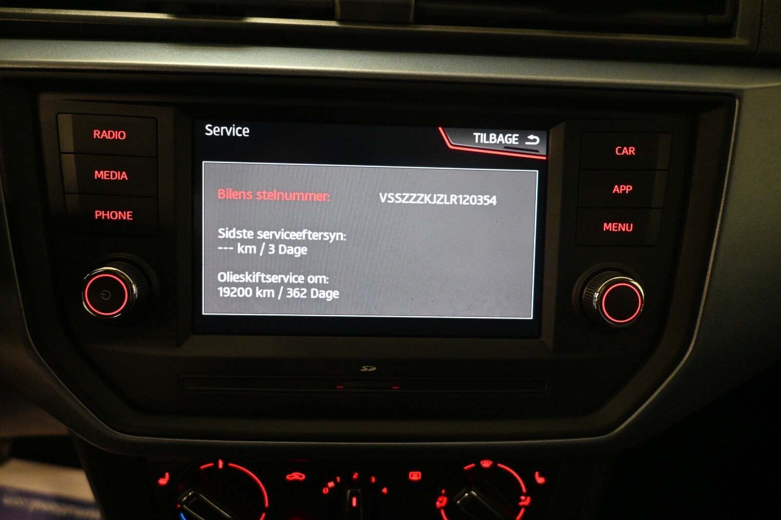 Sølv Seat Arona fra 2020