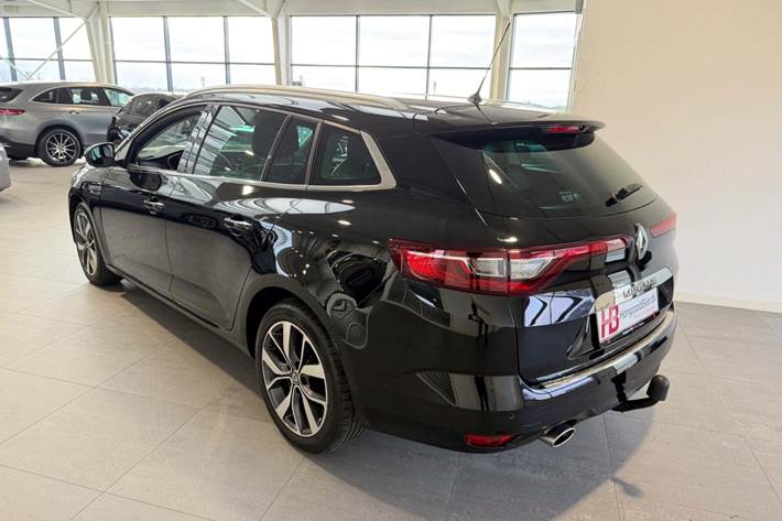 Sort Renault Megane IV fra 2017