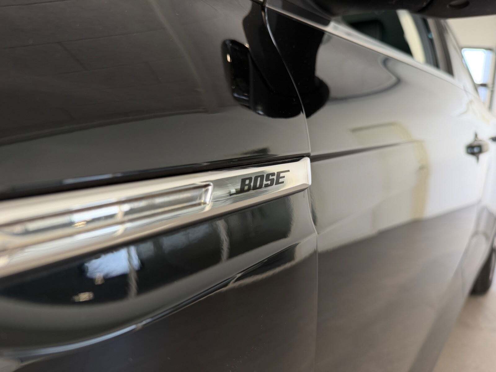 Sort Renault Megane IV fra 2017