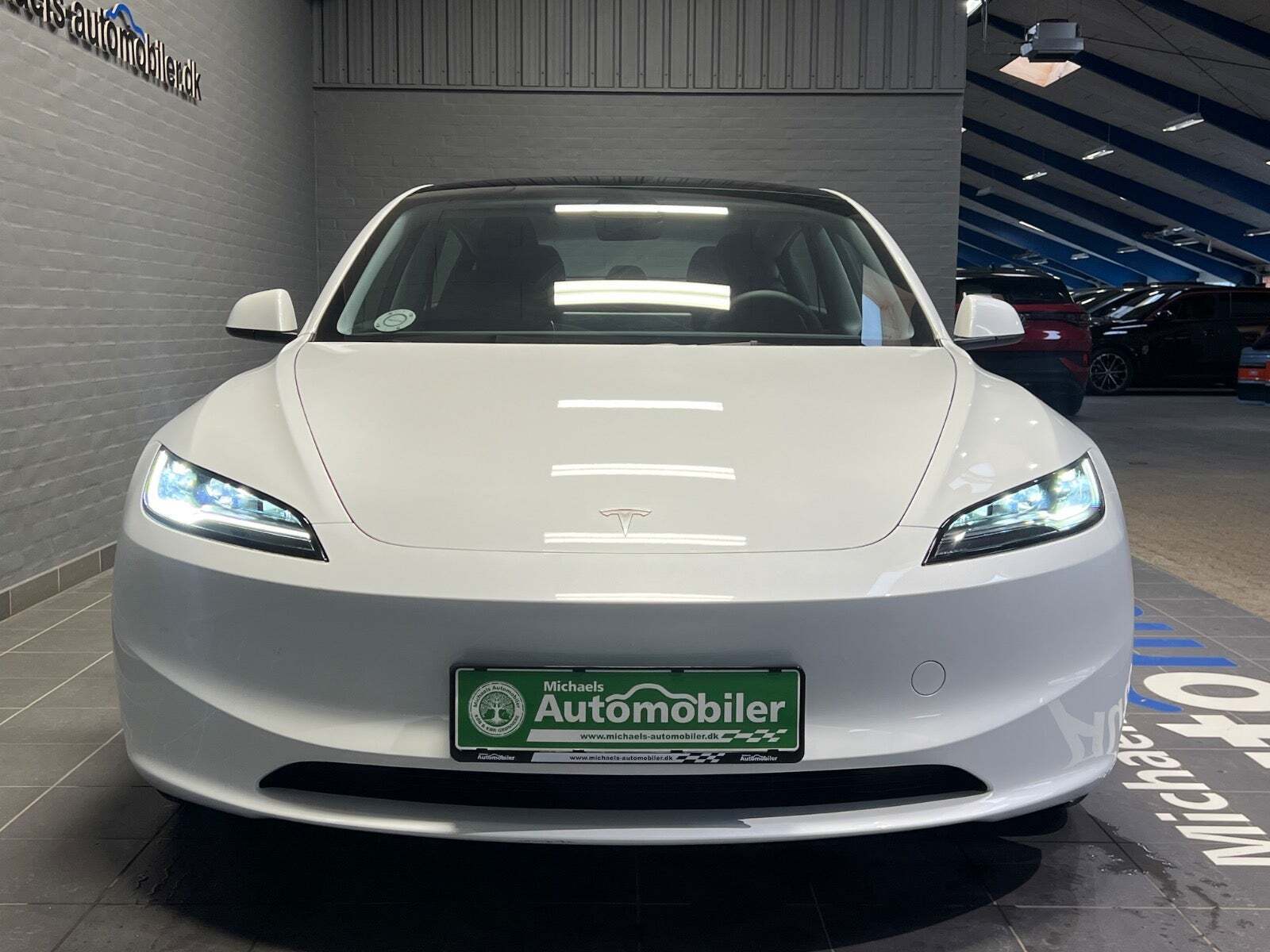 Tesla Model 3 Long Range AWD