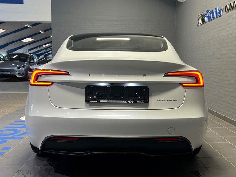 Tesla Model 3 Long Range AWD