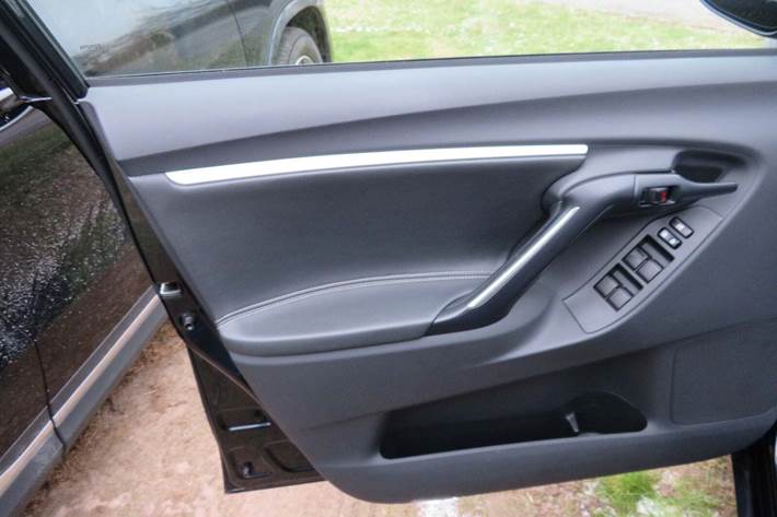 Grå Toyota Verso fra 2015