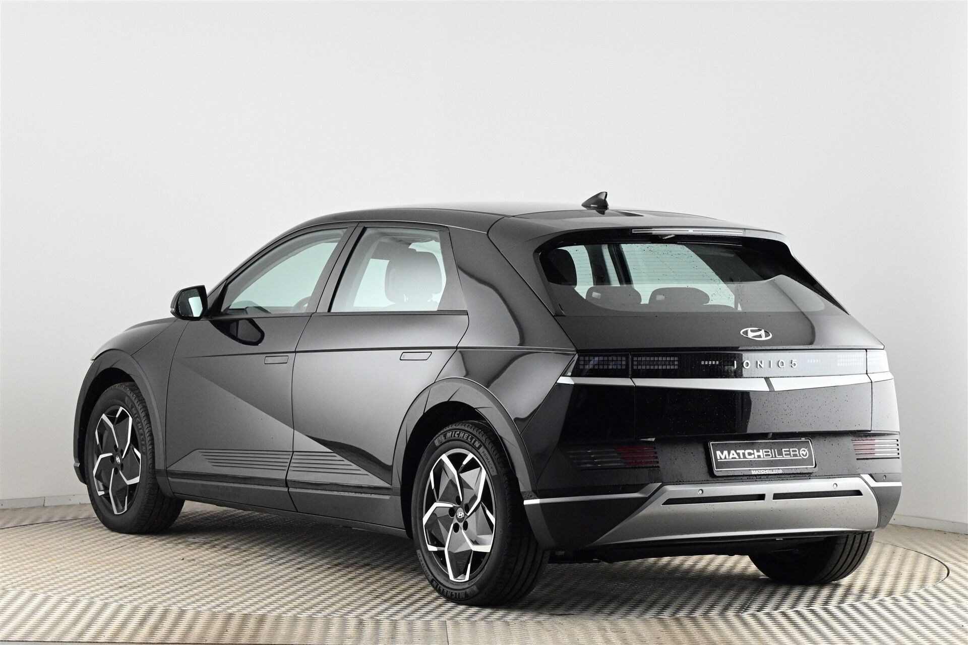 Hyundai Ioniq 5 Electric 58 kWh Essential 170HK 5d Aut.