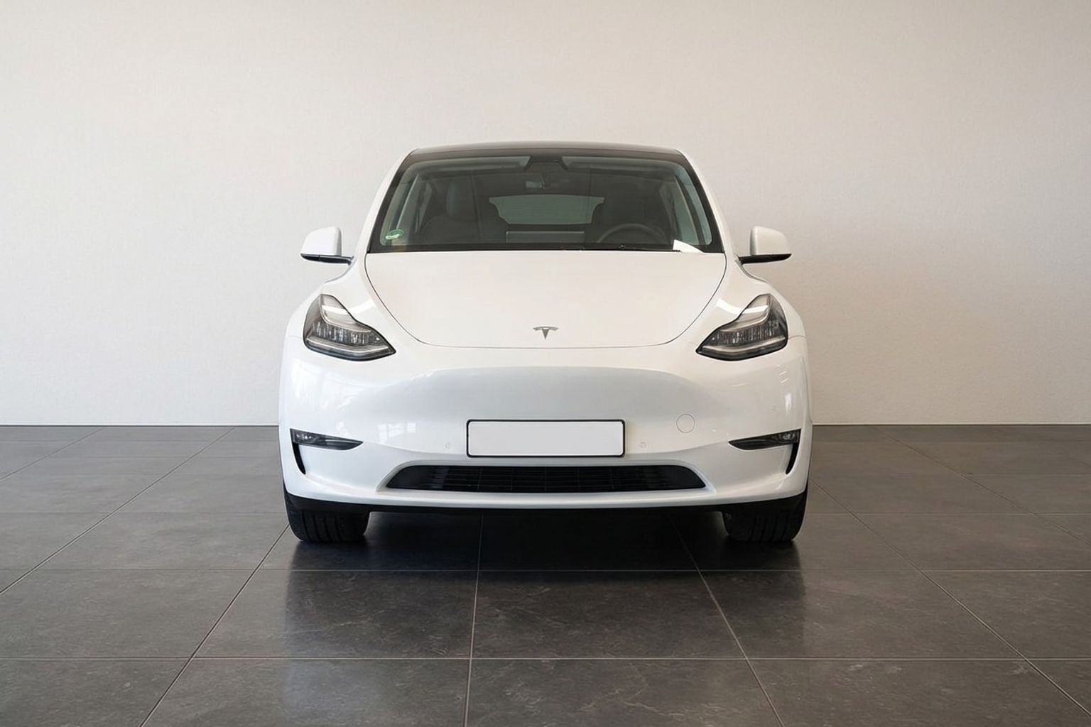 Tesla Model Y EL Long Range RWD 347HK 5d Aut.