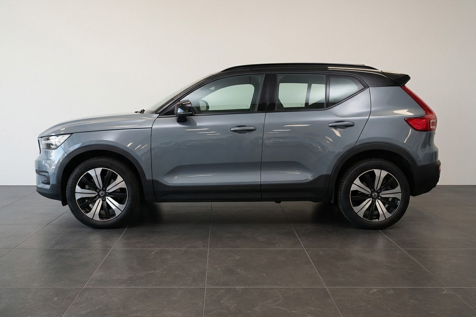 Volvo XC40 P6 Recharge Core 231HK 5d Aut.