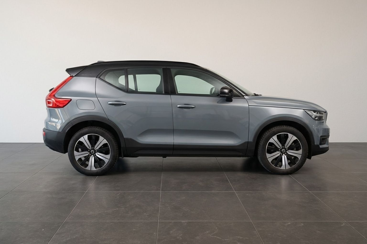 Volvo XC40 P6 Recharge Core 231HK 5d Aut.