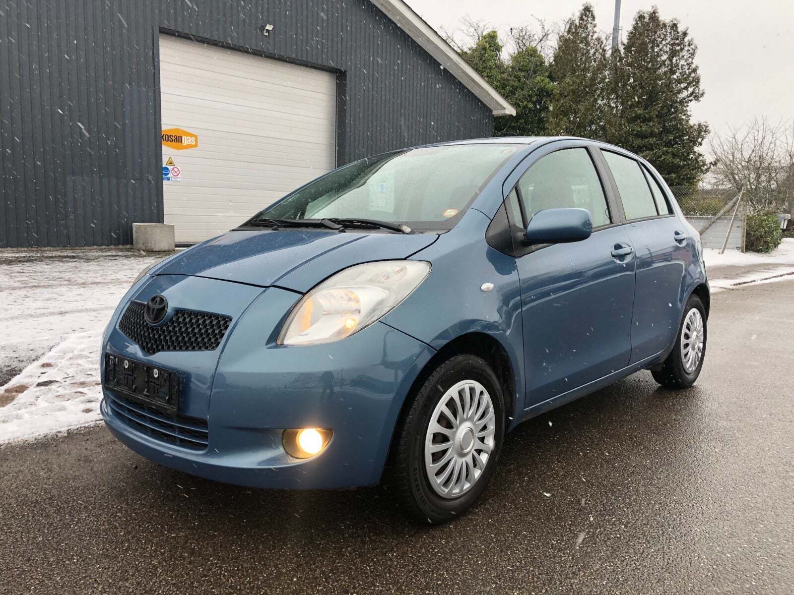 Toyota Yaris 1,3 Sol M/M