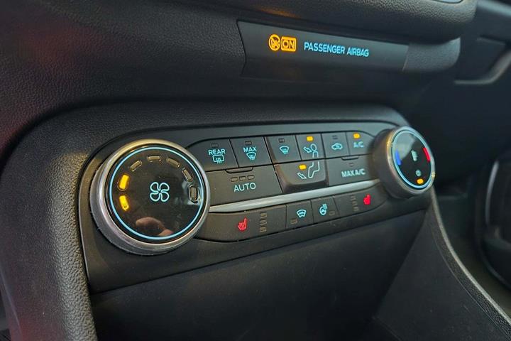 Hvid Ford Fiesta fra 2021