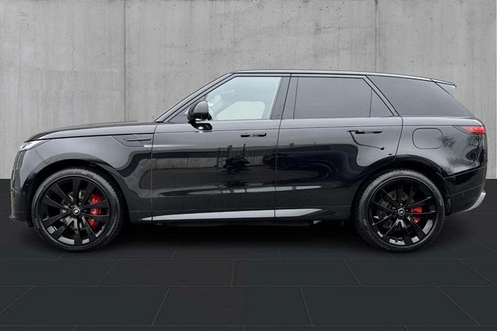 Sort Land Rover Range Rover sport fra 2025