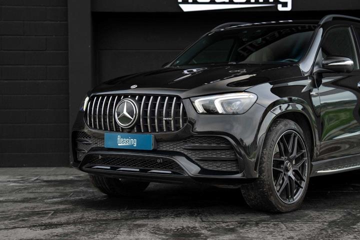 Sort Mercedes GLE53 fra 2021
