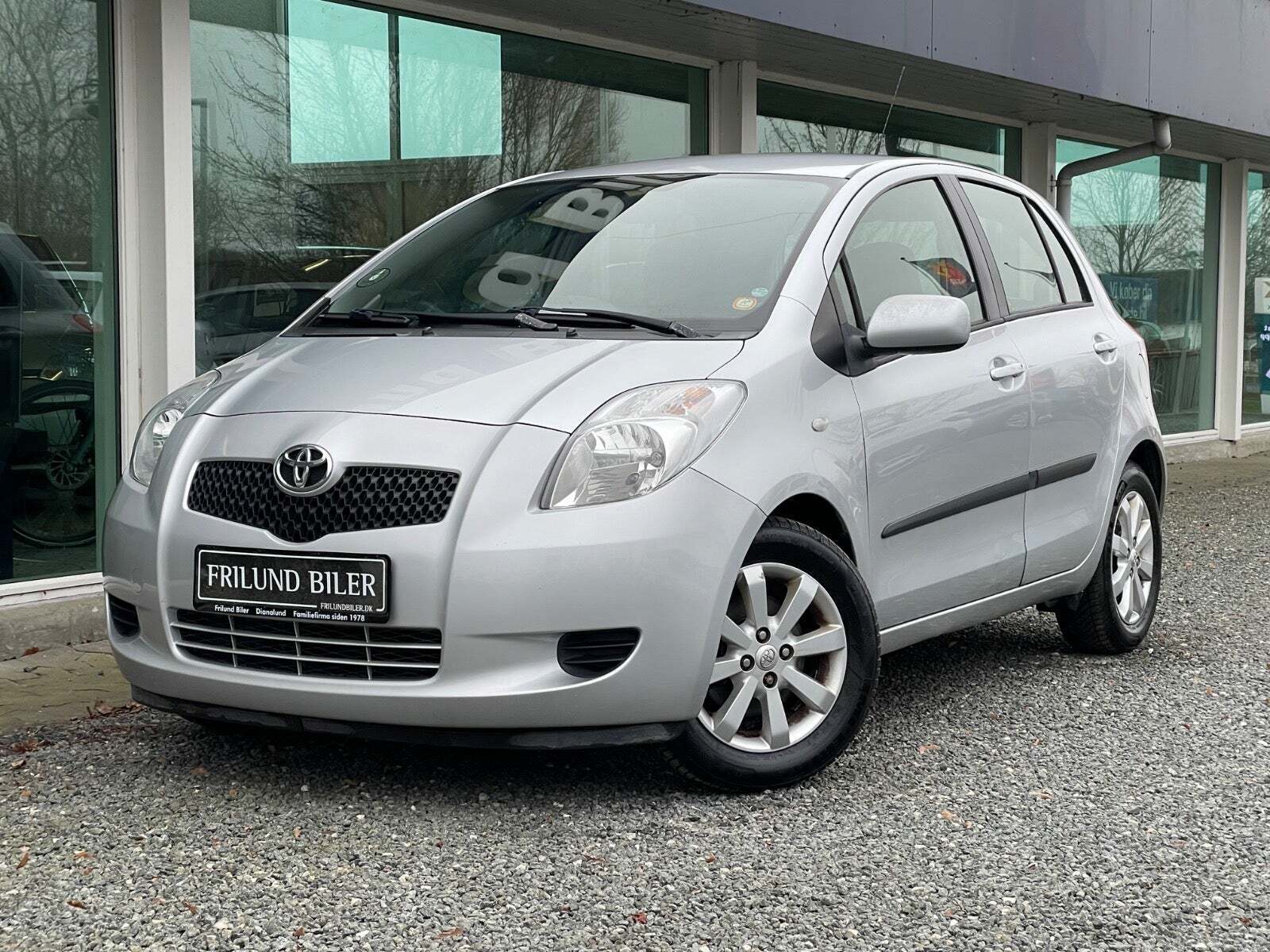 Toyota Yaris 1,0 Luna