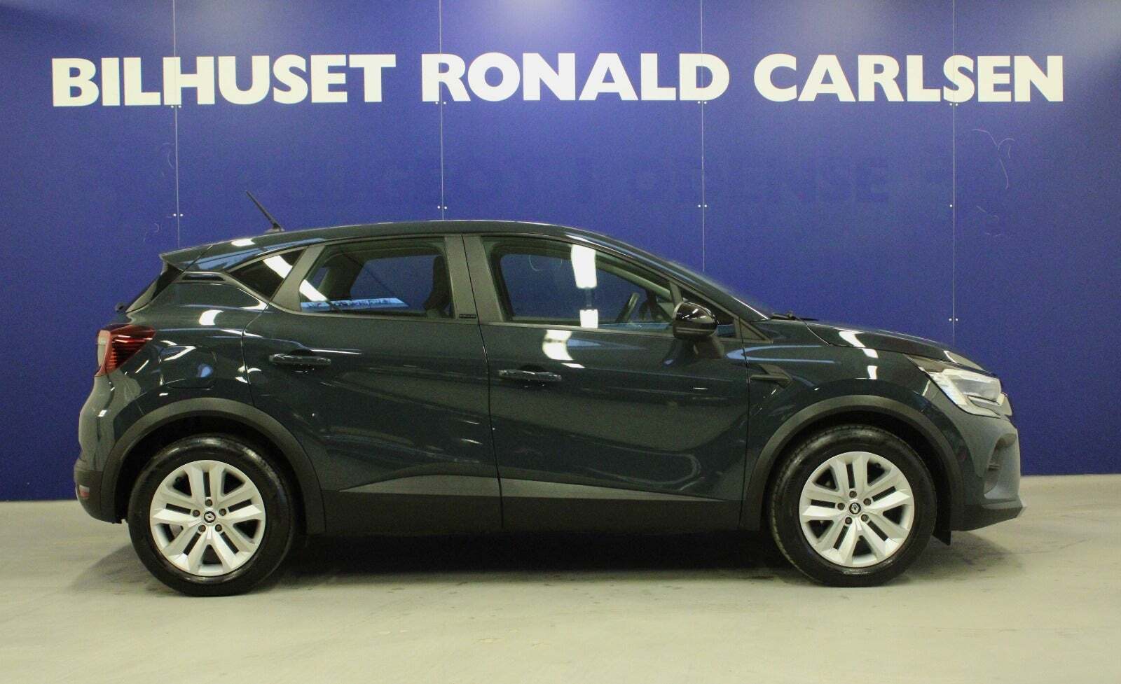 Renault Captur 1,6 E-Tech Zen