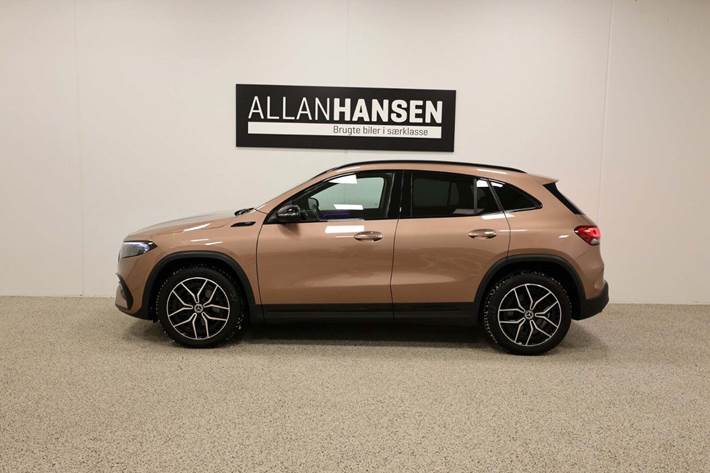 Grå Mercedes EQA250 fra 2021