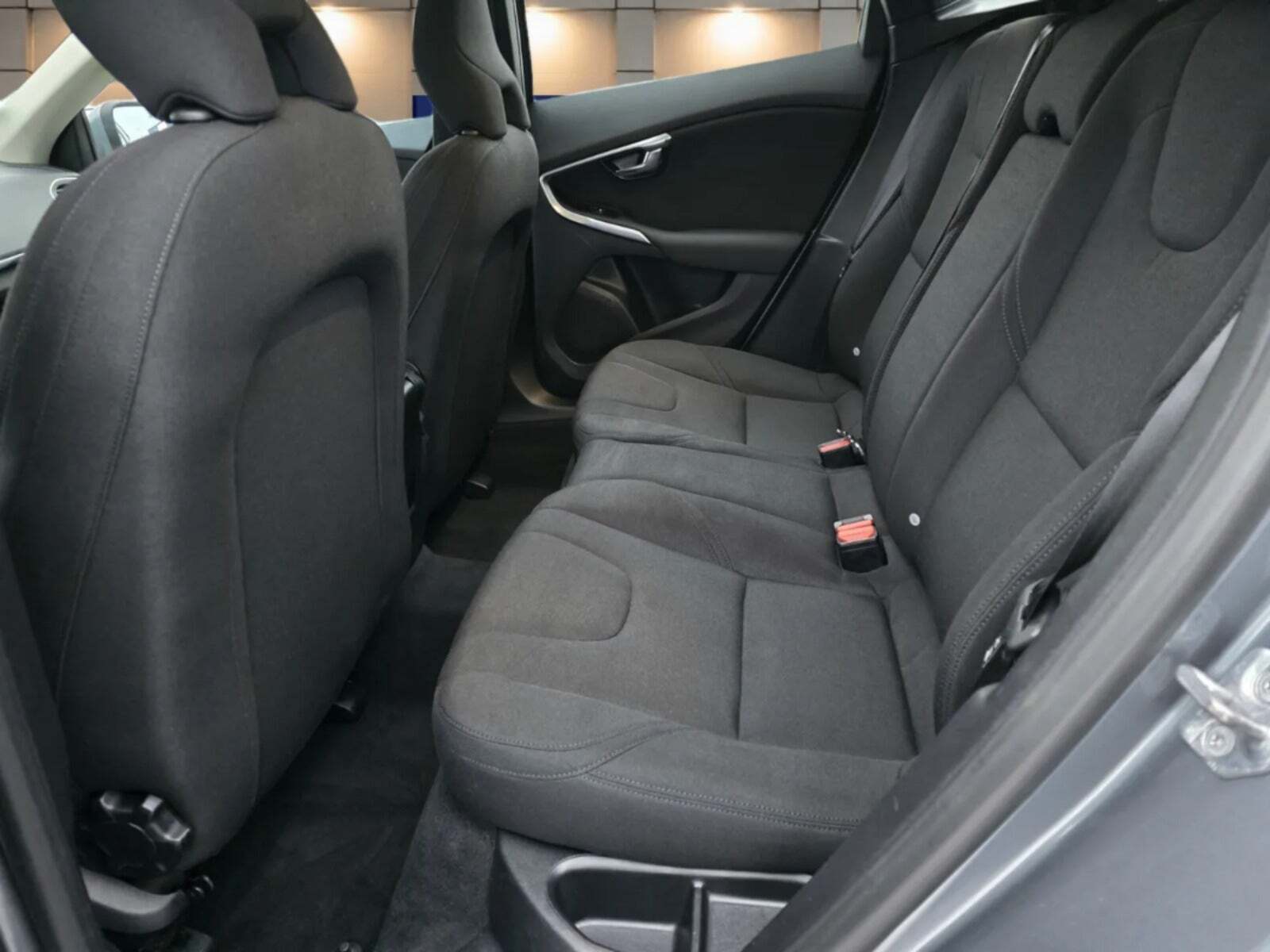 Volvo V40 2,0 D2 120 Momentum