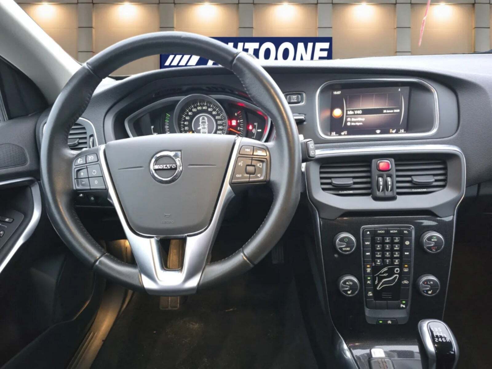 Volvo V40 2,0 D2 120 Momentum