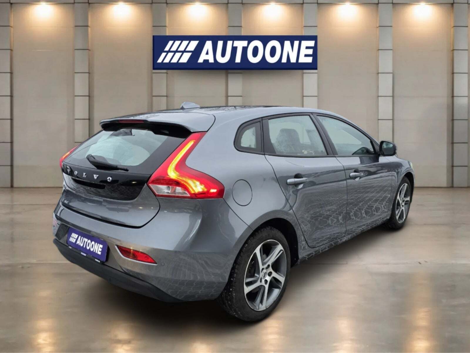 Volvo V40 2,0 D2 120 Momentum