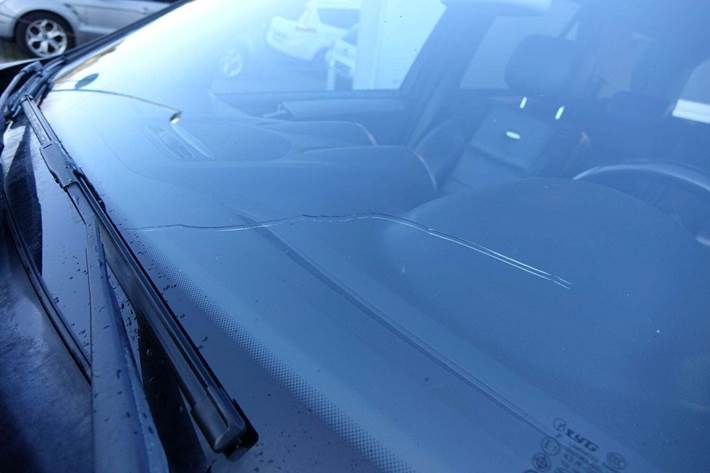 Sort Mercedes ML63 fra 2006