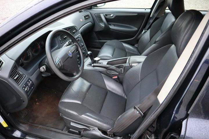 Blå Volvo S60 fra 2007
