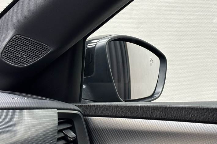 Sort Opel Mokka-e fra 2024