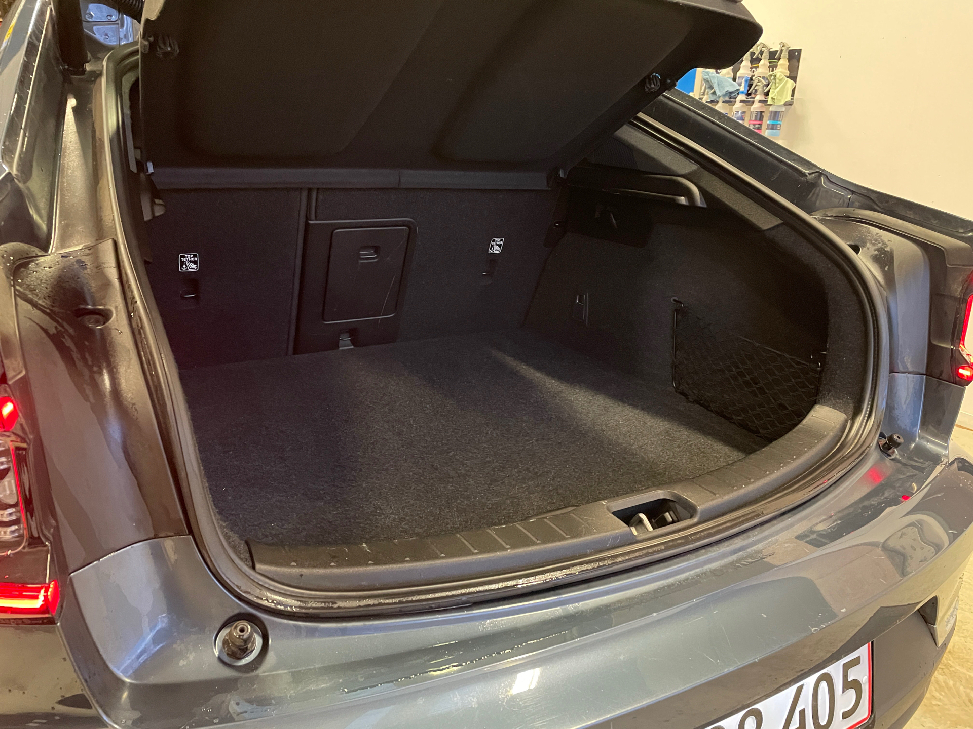 Blå Polestar 2 fra 2021