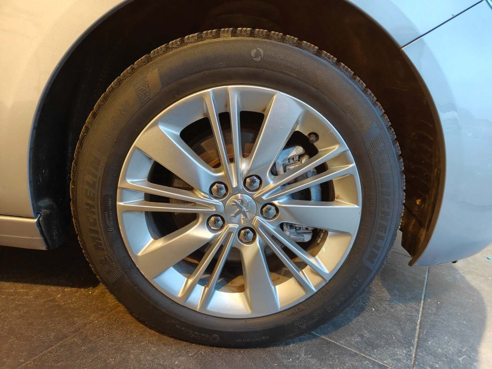 Peugeot 308 1,5 BlueHDi 130 Allure Sky SW