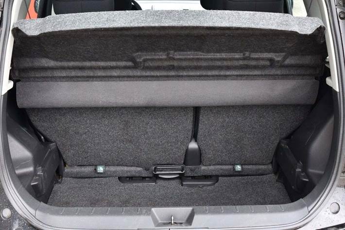 Sort Nissan Note fra 2011