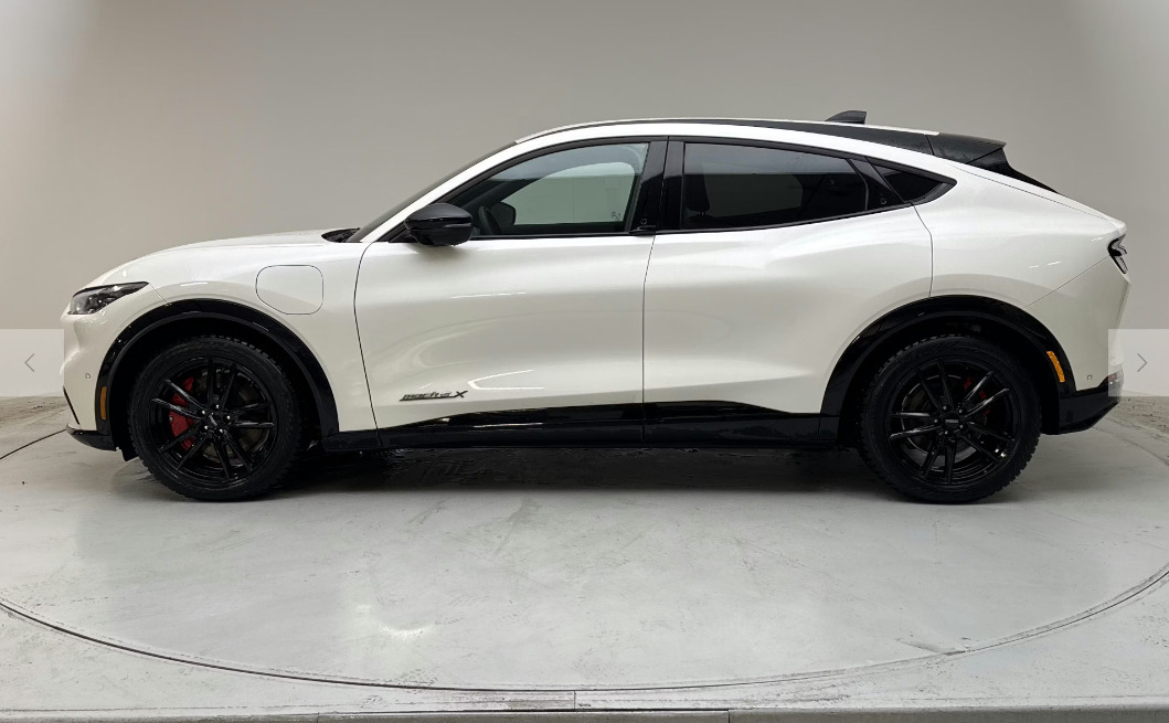 Ford Mustang Mach-E 88 Premium Extended Range