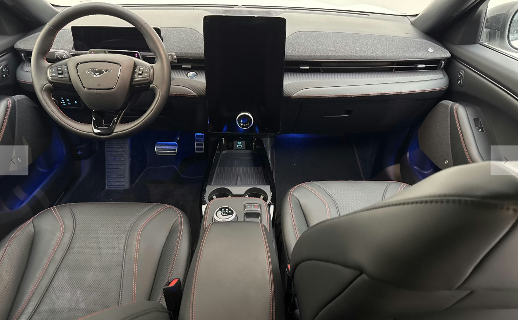 Ford Mustang Mach-E 88 Premium Extended Range