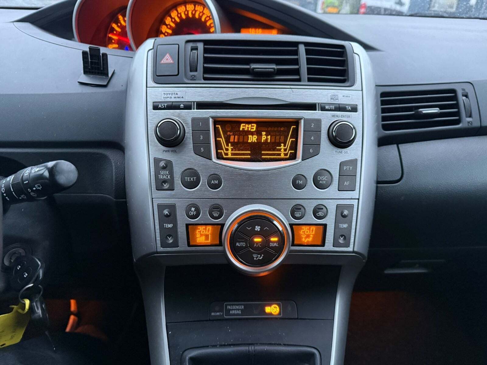 undefined Toyota Sportsvan fra 2011