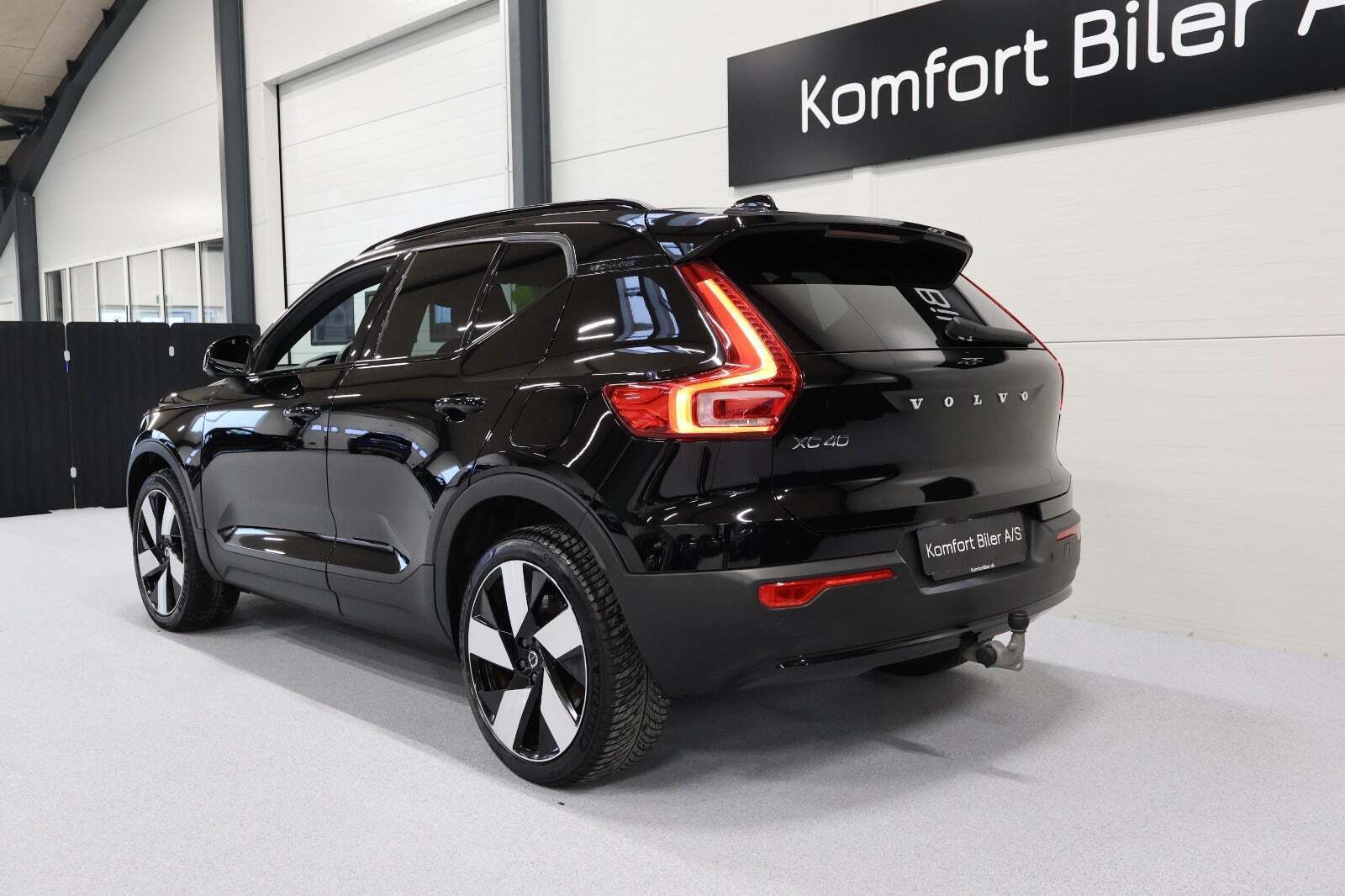 Volvo XC40 P6 ReCharge Core