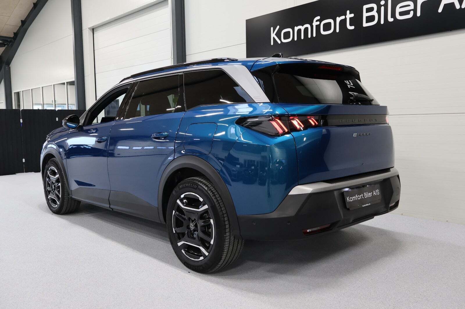 Peugeot e-5008 77 Allure Pack 7prs