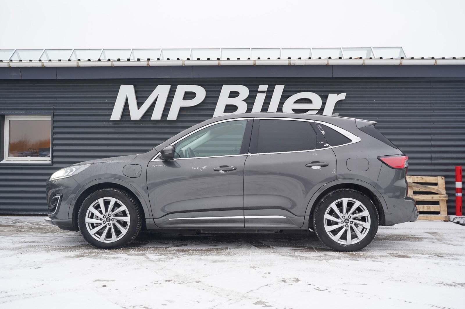 Ford Kuga 2,5 PHEV Vignale CVT