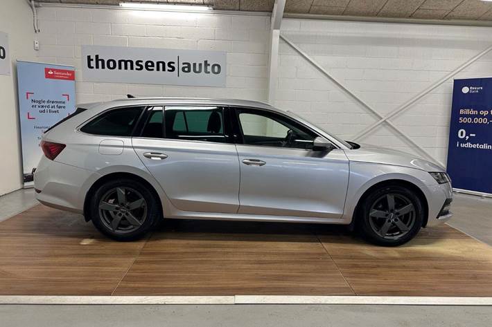 Sølv Skoda Octavia fra 2021