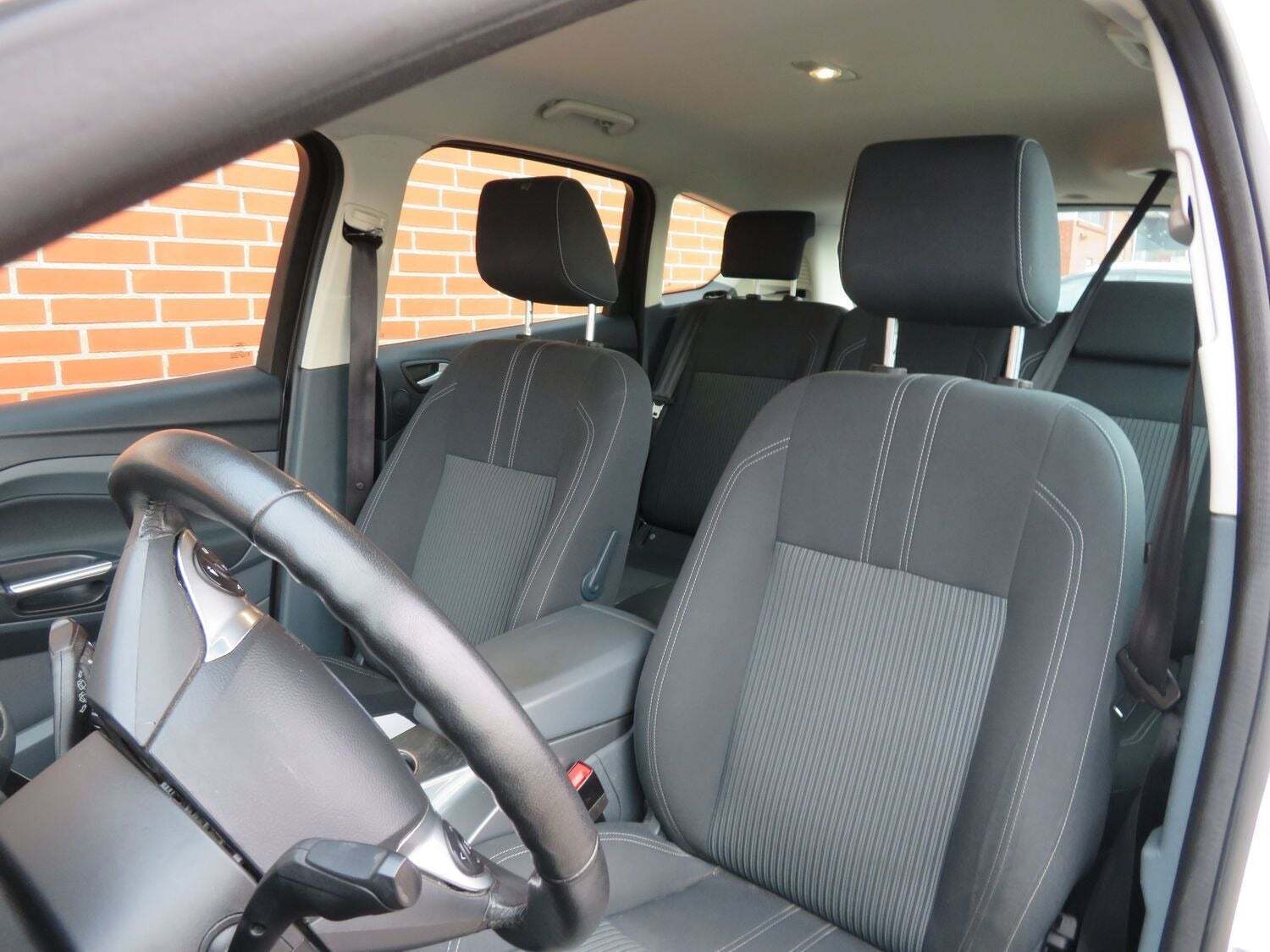 Ford C-MAX 2,0 TDCi 115 Titanium aut.