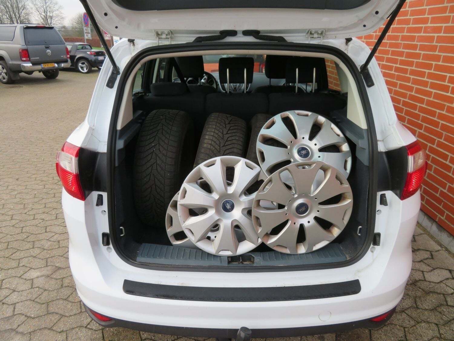 Sort Ford C-MAX fra 2013