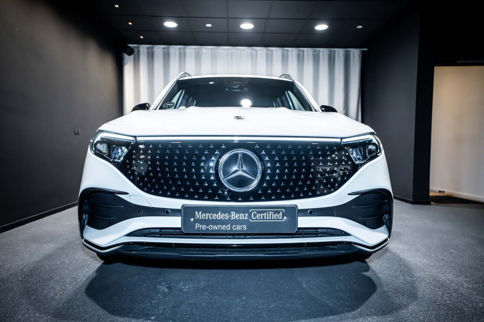 Mercedes EQB250+ AMG Premium